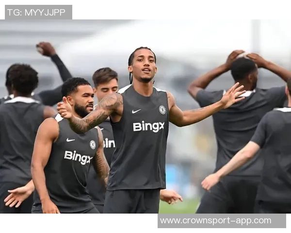 切尔西训练基地泳池警报误响球员们紧急撤离引发关注